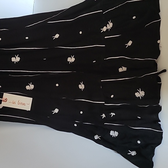 Top - Picture 3 of 8